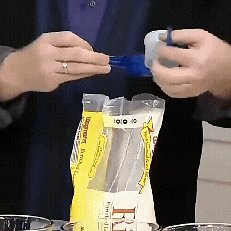 Cleverer Beutelclip mit Ausgießer für deine Küche