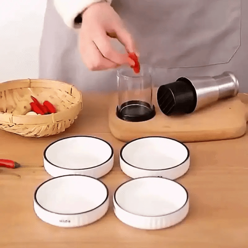 2-in-1 Knoblauchpresse & Mini Zerkleinerer aus Edelstahl