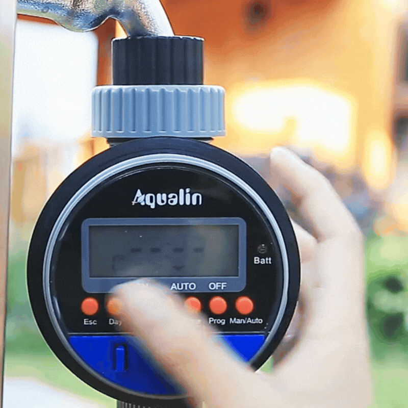 Automatische Gartenbewässerung mit digitalem LCD-Timer