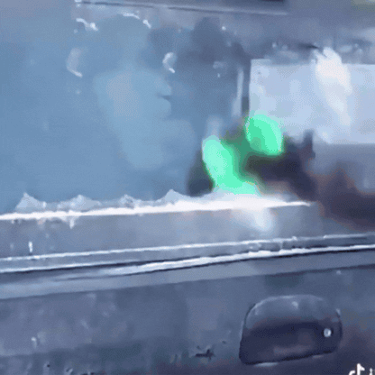 Auto Eiskratzer Funnel – Schnelles Enteisen ohne Mühe