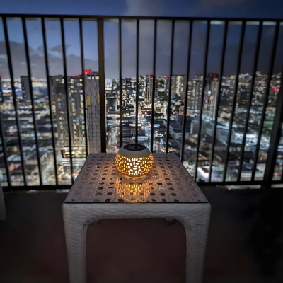 Solar LED Tischlampe Im Freien– Warmes Licht & stilvolle Deko