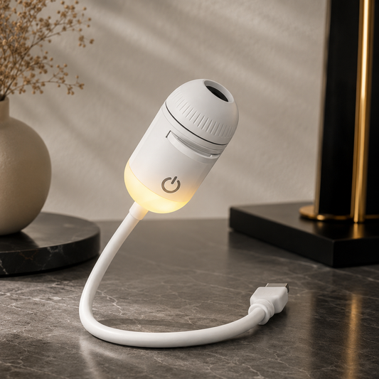 Premium Produktfoto der 2-in-1 USB Galaxy Projektorlampe mit flexiblem USB-Kabel und elegantem minimalistischem Design.