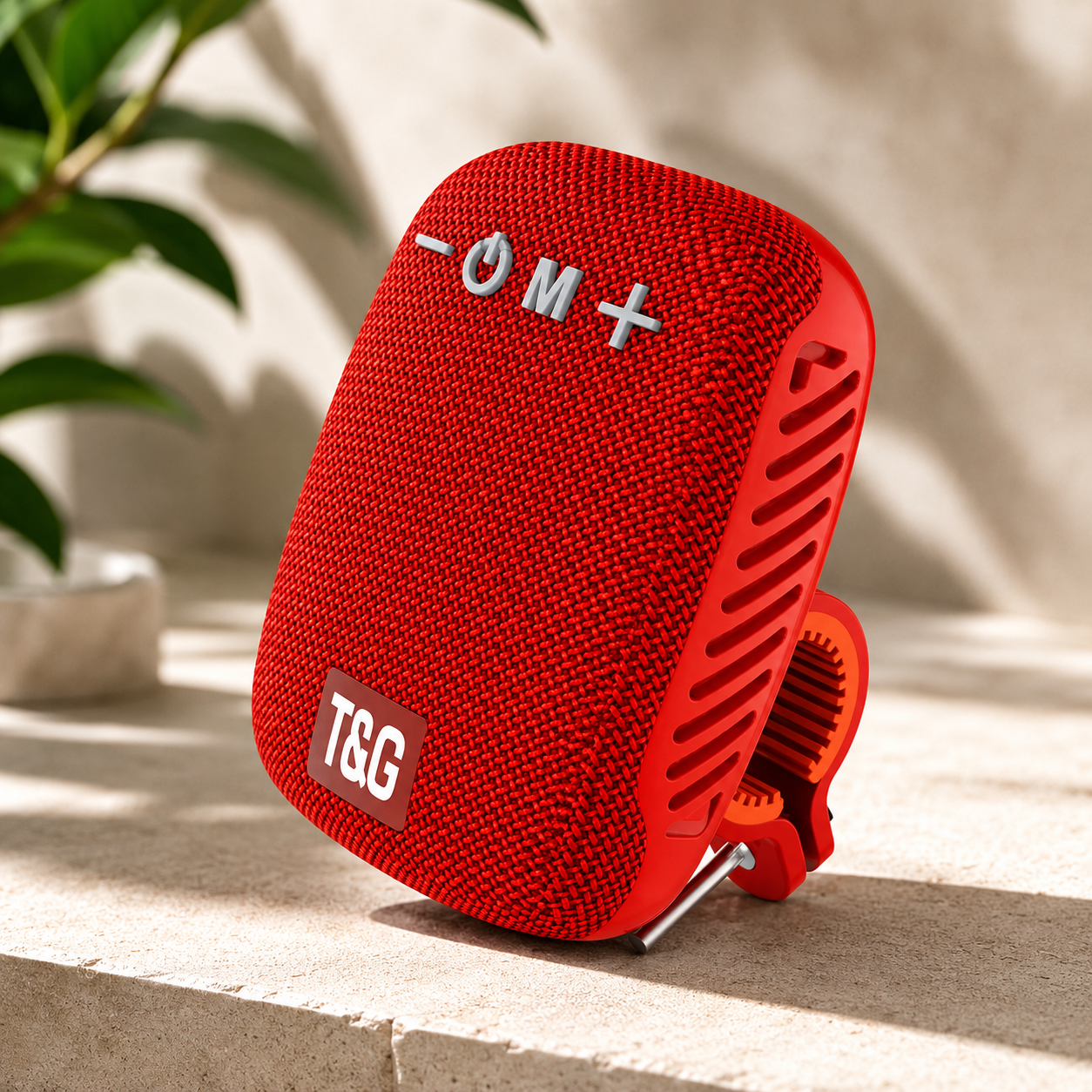 Tragbarer Bluetooth-Lautsprecher in Rot für Freizeit, Sport und Outdoor