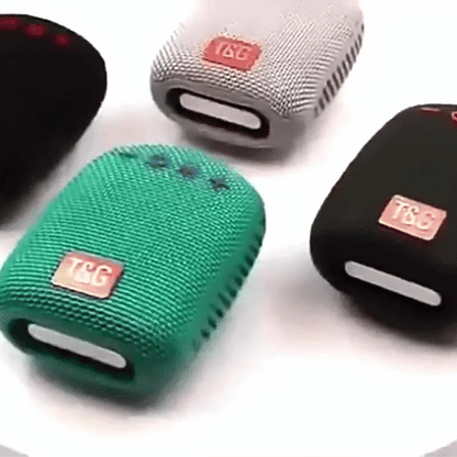 Tragbare Bluetooth-Lautsprecher in mehreren Farbvarianten im Vergleich