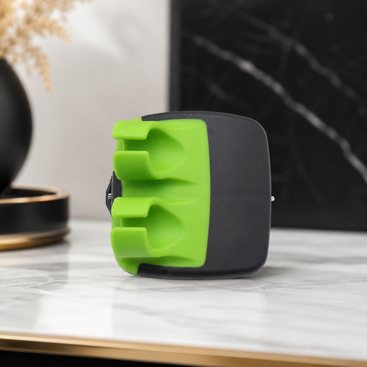 Gemüseschäler aus Edelstahl mit ergonomischem Komfortgriff