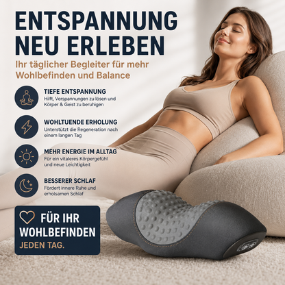 Person nutzt das ergonomische Nackenstützkissen zur Entspannung und komfortablen Unterstützung der Halswirbelsäule.